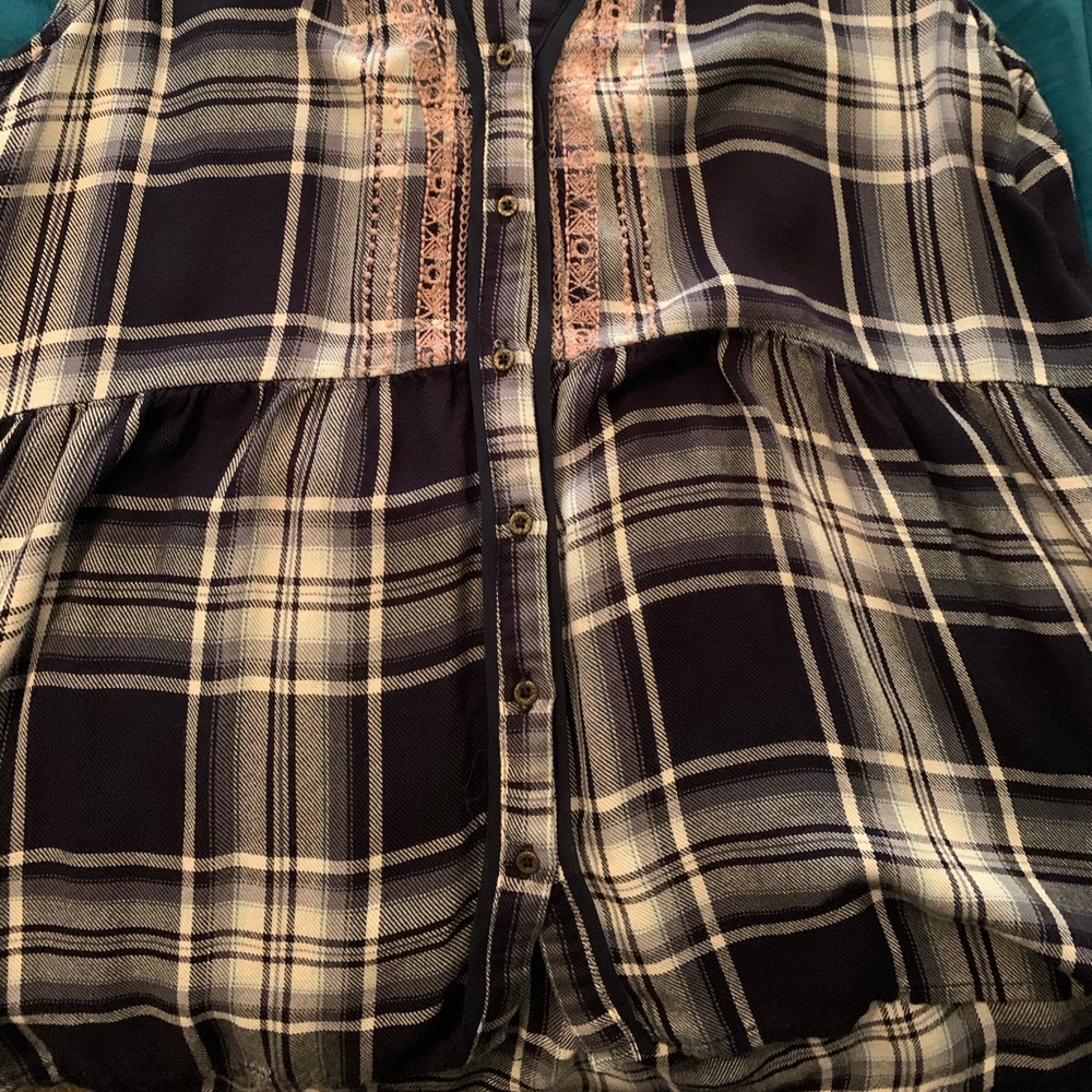 Knox Rose Navy and Pink Plaid Tank
